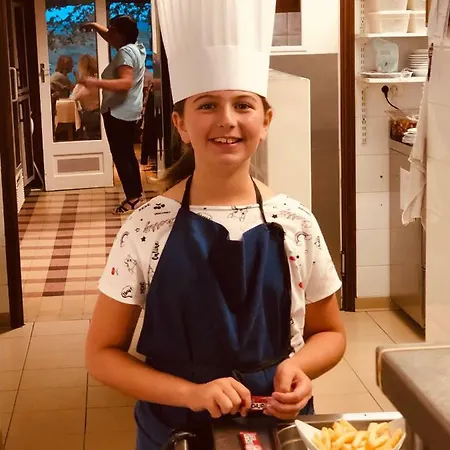 Le Parc Aux Huitres Restaurant Hotel 2*